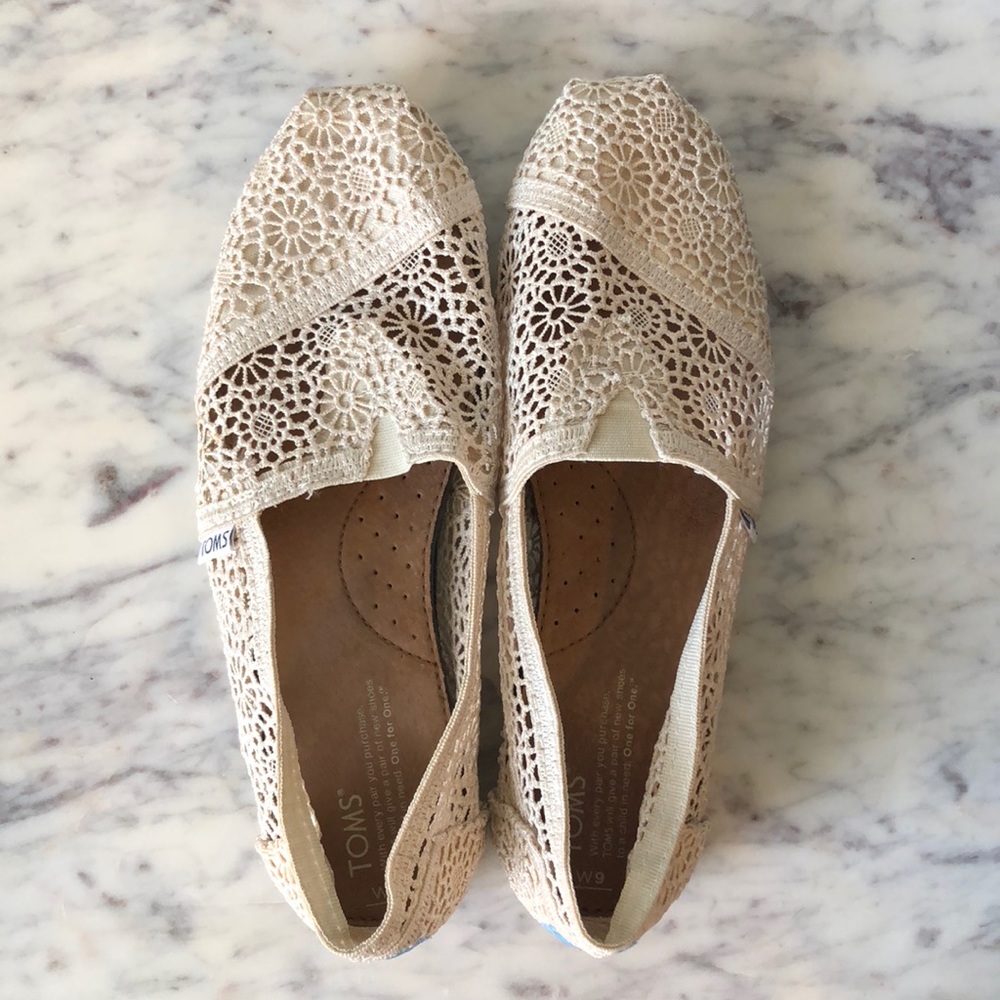 Cream Off-White Lace Toms Flats